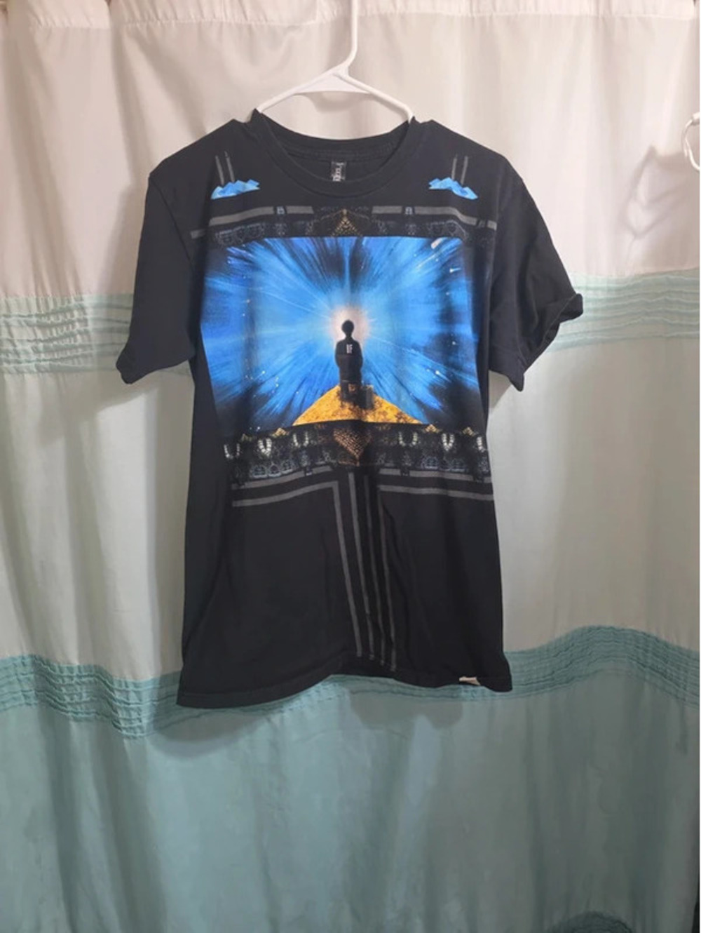 Imaginary foundation cosmic graphis t-shirt VGUC